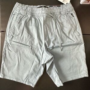 Hollister Men’s Advanced Stretch Jogger Shorts, Size Small, NWT